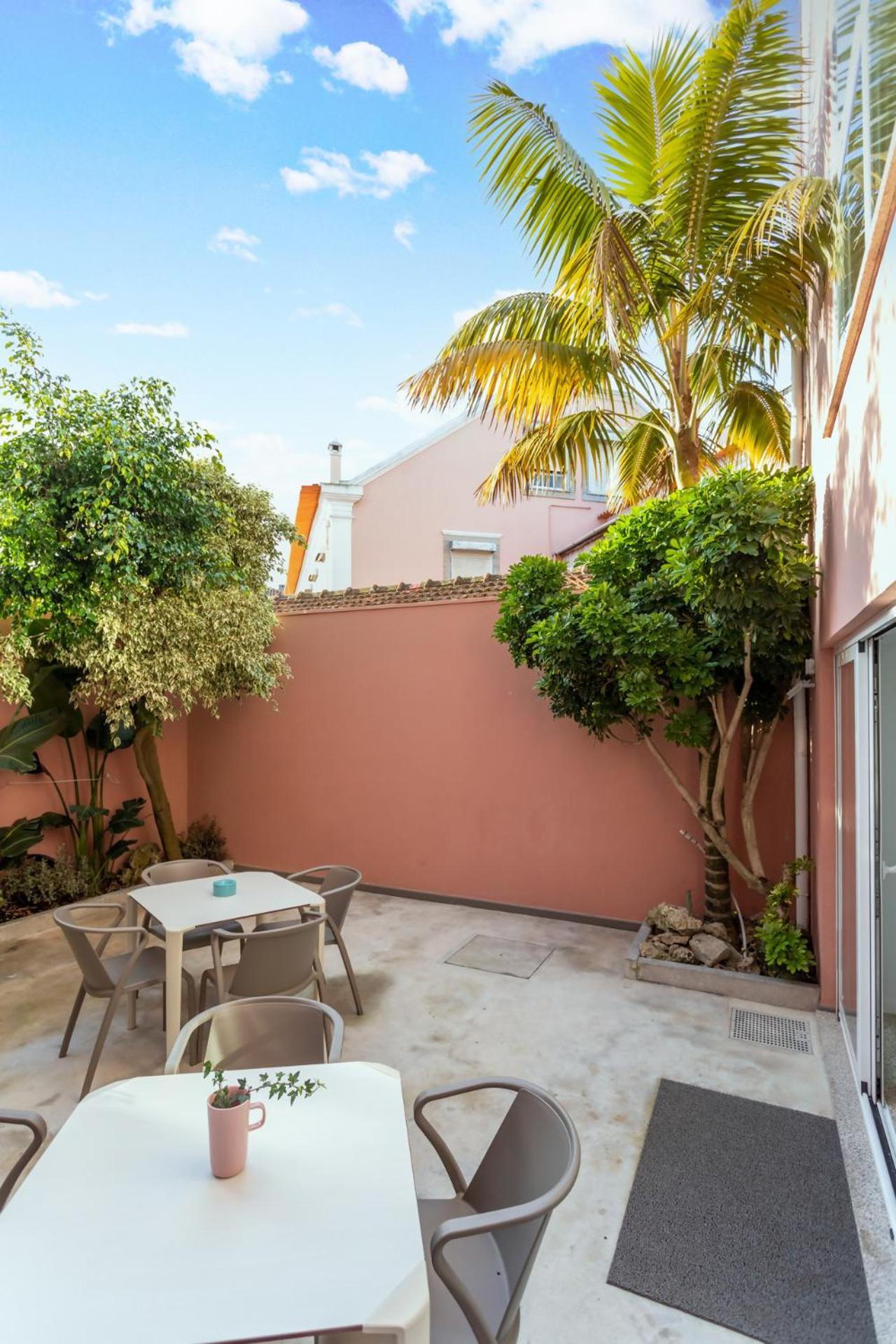 Besmart Residence Aveiro Buitenkant foto